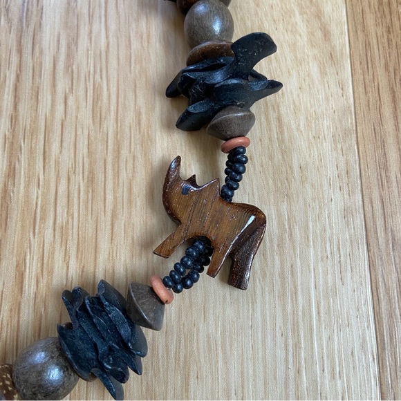 Chunky Carved Wooden Rhino Rhinoceros African Safari Statement Bead Necklace - Picture 5 of 10